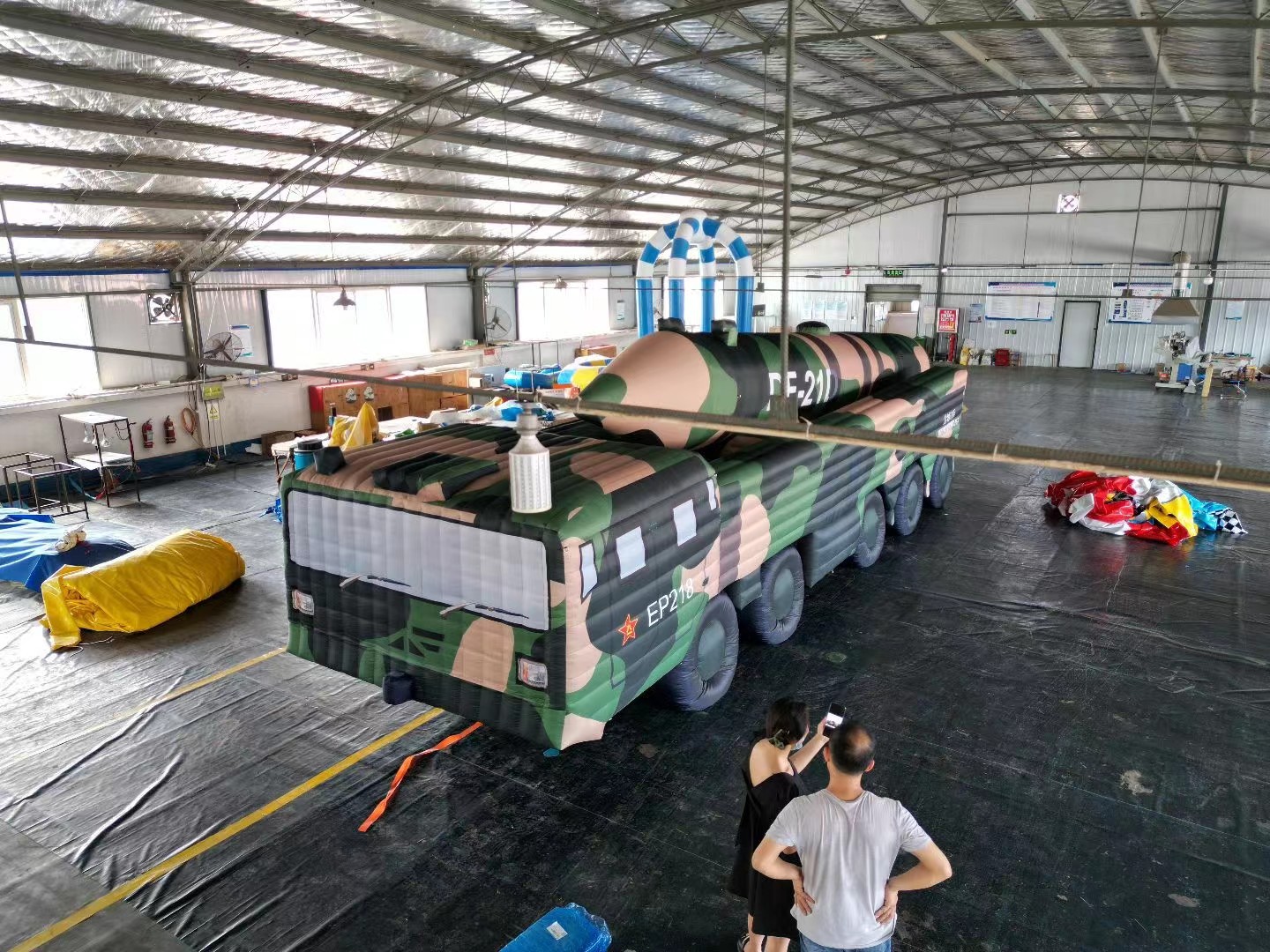 重庆新光军事模型推出最新款充气仿真模型军用假目标